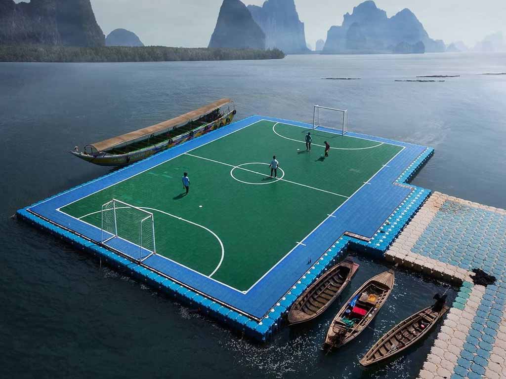 floating-football-training Floating football training course with practice goals and non-slip surface for water-based drills
