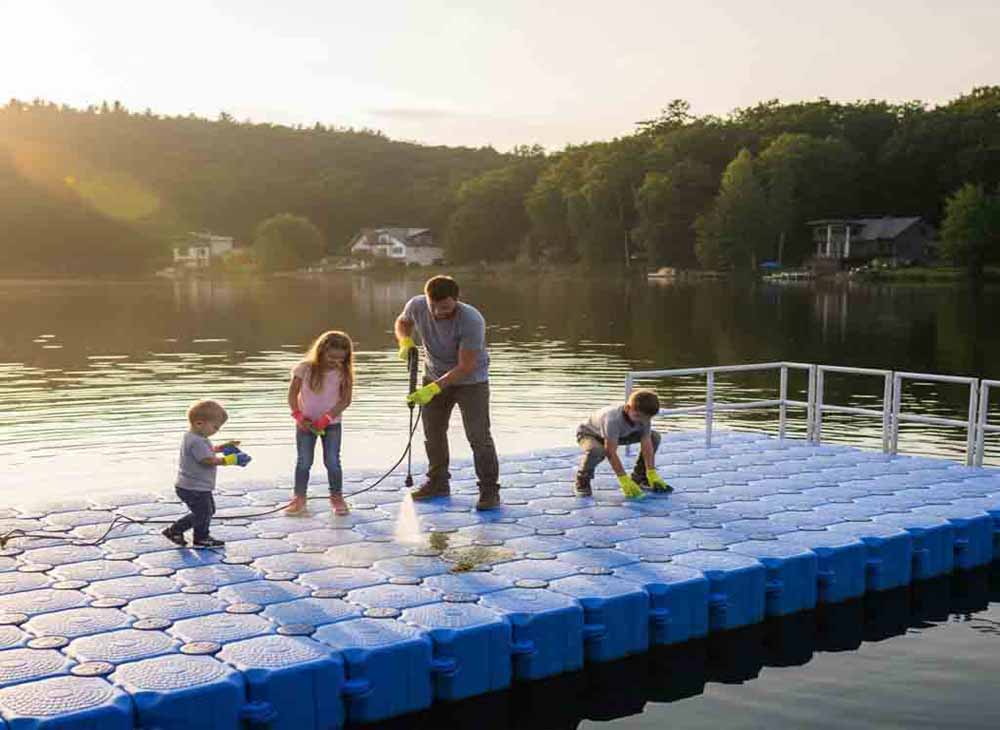 Floating dock maintenance β seasonal inspection and cleaning checklist for safe and long-lasting docks