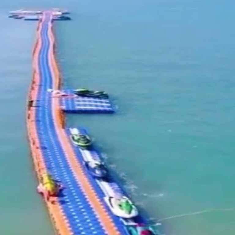 operational floating dock with ice-cutting bow design