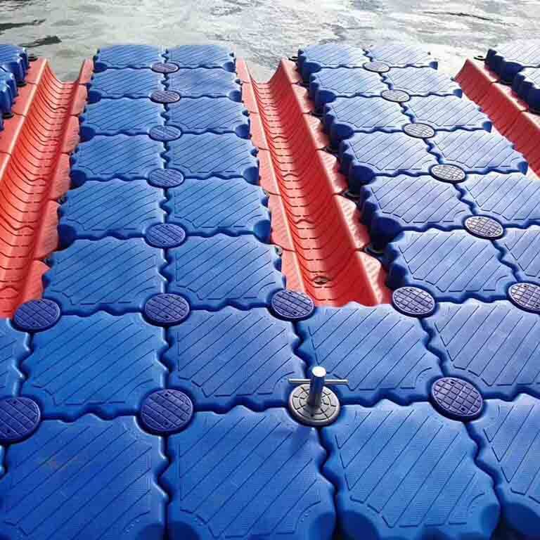 eco-tourism-pwc-launch-dock jet ski floating dock with noise-reduction tech