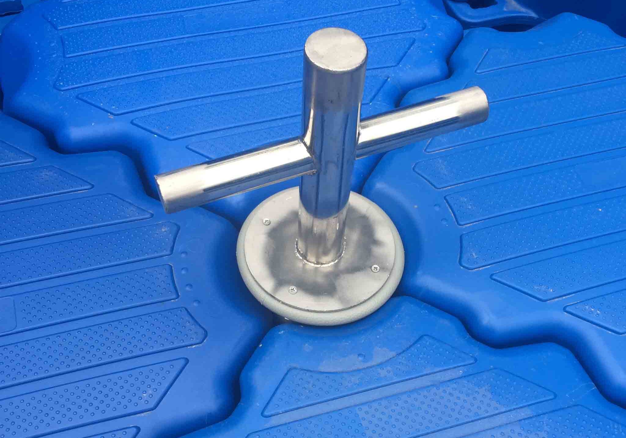 Industrial-grade steel dock cleat and bollard for secure boat mooring