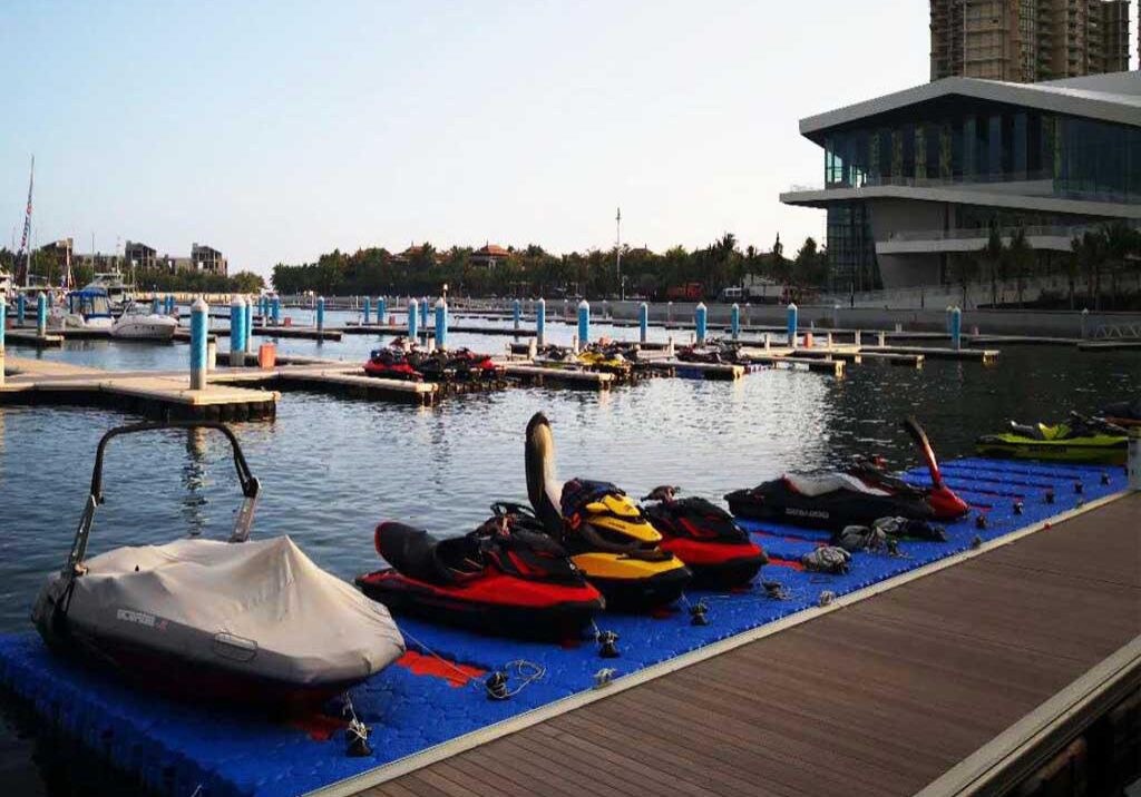 jet ski floating dock with charging stations and safety edges