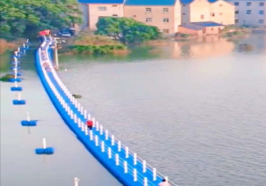 Modular Floating Bridge for Disaster Response