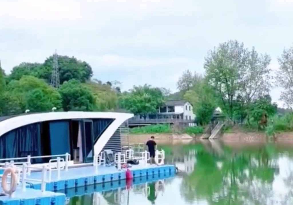 CAD engineering diagram of precision-aligned floating dock connections for home waterfronts