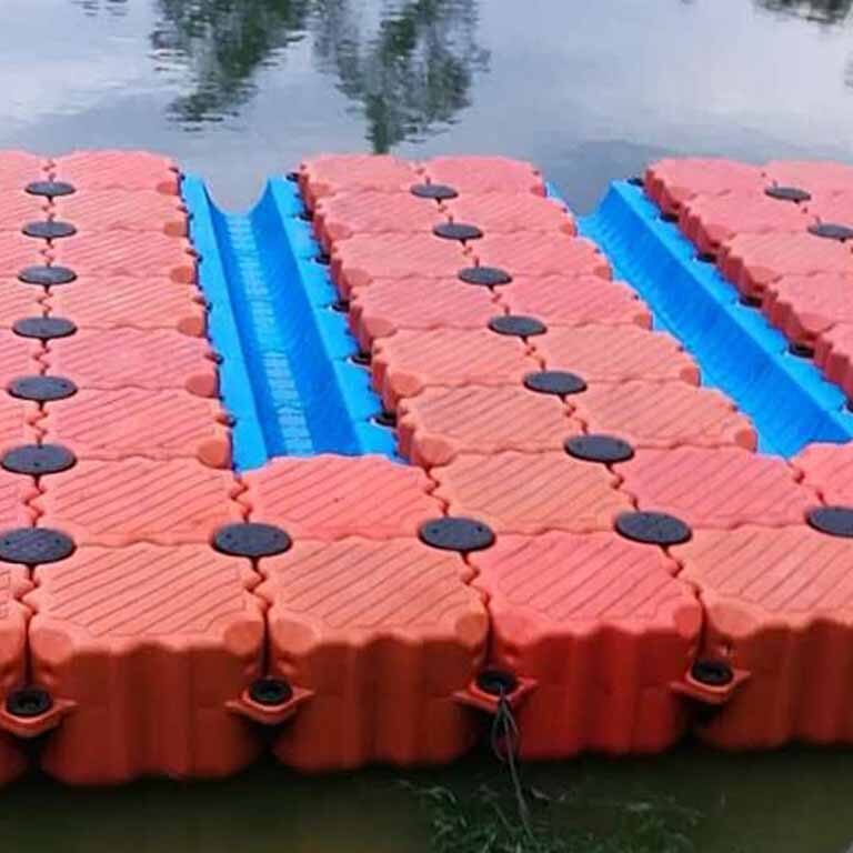 river-tidal-compensation-dock adaptive PWC dock for river patrol operations